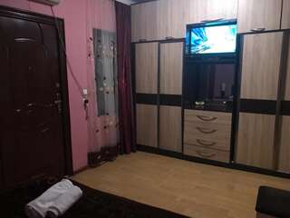Отели типа «постель и завтрак» B&B NaBaDa Кутаиси Двухместный номер с 1 кроватью и общей ванной комнатой-3